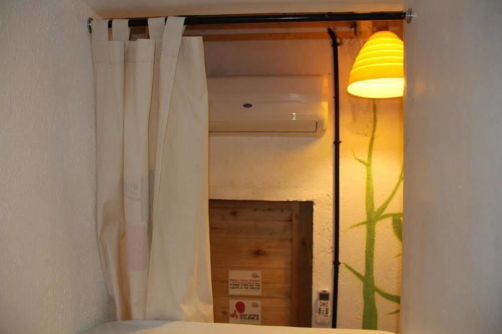 Boracay Box And Ladder